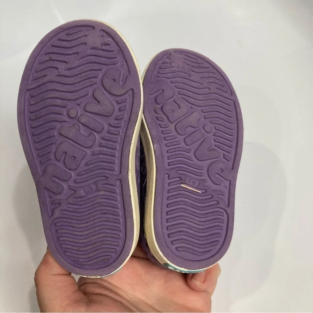 Native‎ Jefferson shoes size 6 purple